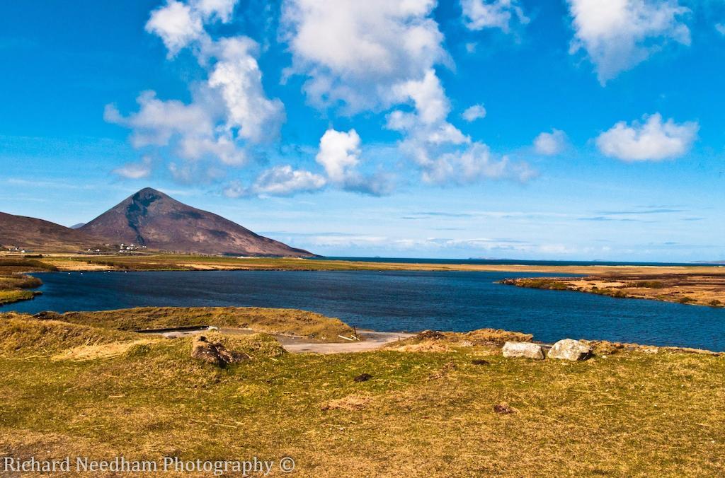 Hy Breasal B&B Achill Sound ภายนอก รูปภาพ